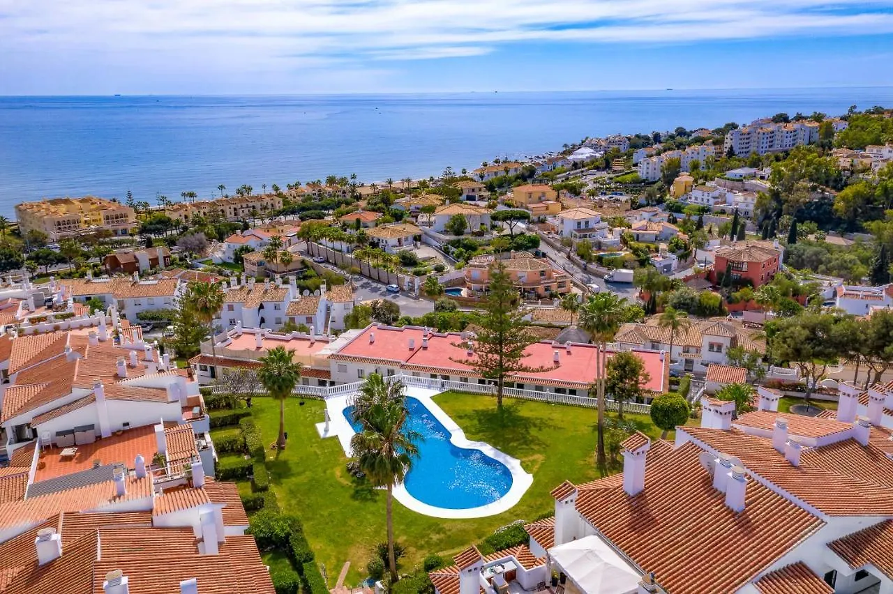 Apartamentos Torrenueva Park location
